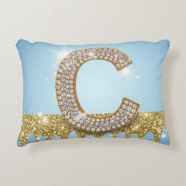 Luxury Diamond Letter C on Gold Glitter Background Prydnadskudde (Framsidan)