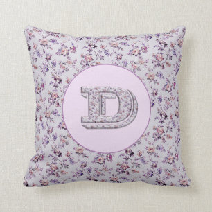 Luxury Flowers Monogram D Kudde