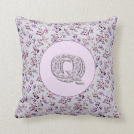 Luxury Flowers Monogram Q Kudde