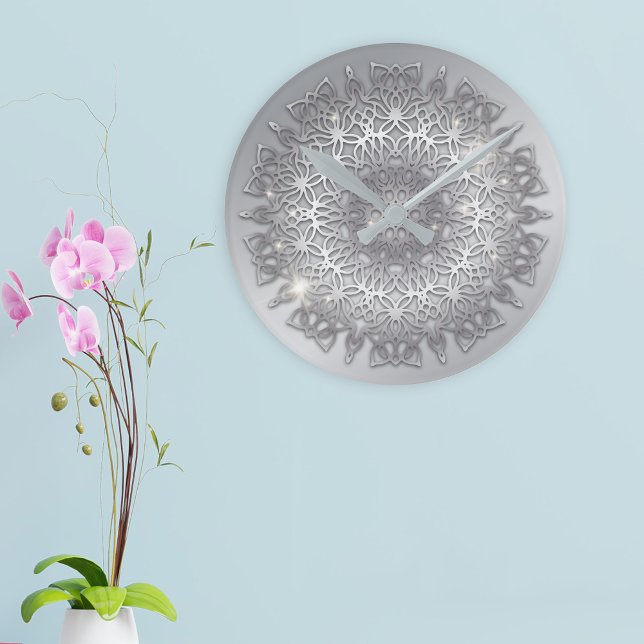 Luxury Glowing Sparkling Silver Metallic Mandala Rund Klocka (Skapare uppladdad)