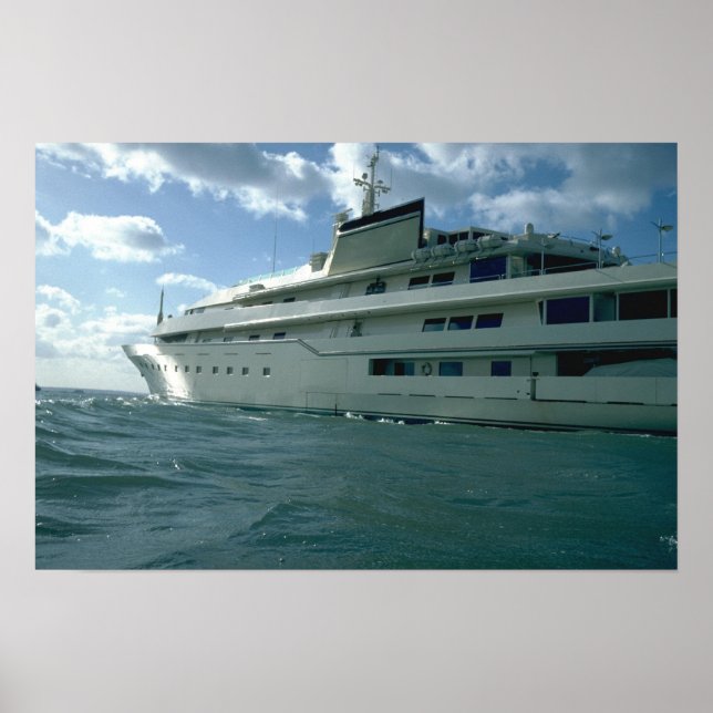 Luxury yacht poster (Framsidan)
