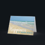 Lycka är en Warm Beach Funny Seaside Quote Kort<br><div class="desc">Ett fantastiskt citattecken från stranden med vacker fotografi av havsbottnen med en söt sandpiper som står vid havets vinkara kant på en solig sommardag. Lycka är en varm strand. Ett sött öfoto med roligt på ord. Var lycklig,  du är vid kusten.</div>