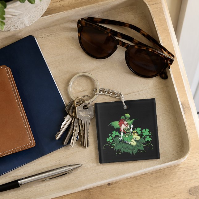 Lycka Irländsk Grön Älv Röd Hår Shamrock  (Skapare uppladdad)