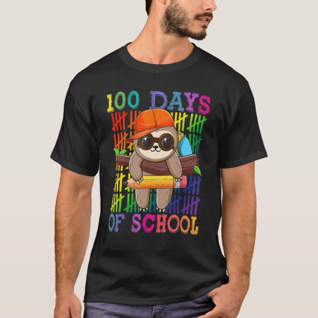 Lycklig 100 dagar skolmatta Sloth Lycklig 100th D T Shirt (Framsida)