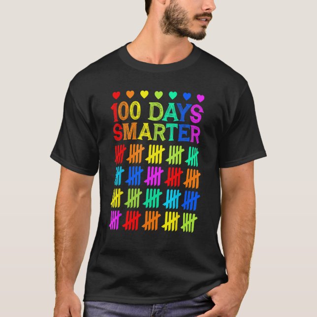 Lycklig 100 dagar, smartare färgstark färgnyans t t shirt (Framsida)