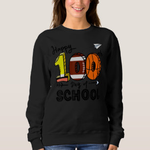 Lycklig 100-dagarsfotbollsspelare i basket t shirt