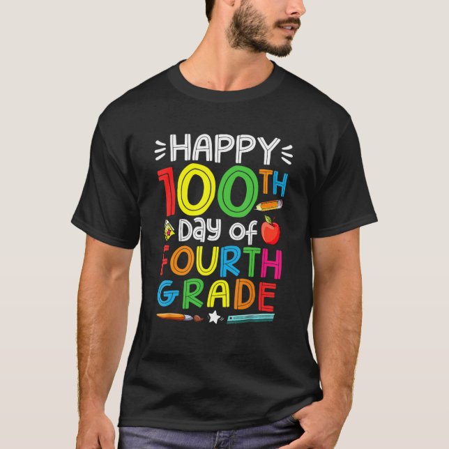 Lycklig 100 skoldag 4:e Klass 100 dagars studiedag T Shirt (Framsida)