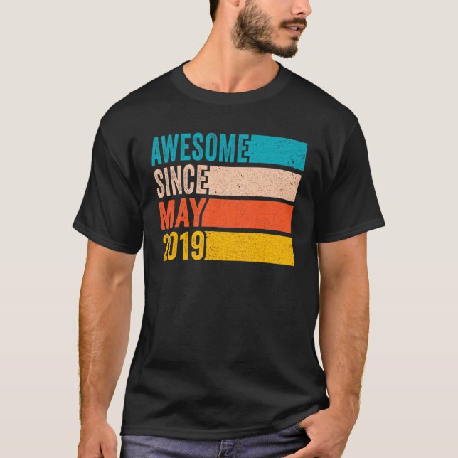 Lycklig 3:e födelsedagen Party 3 år gamla Fantasti T Shirt (Framsida)