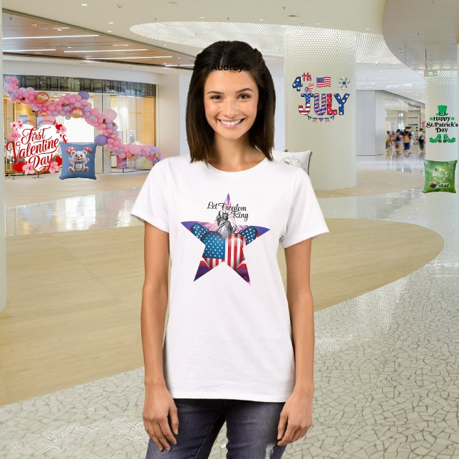 Lycklig 4:e juli "Let Freedom Ring" T-Shirt (Skapare uppladdad)
