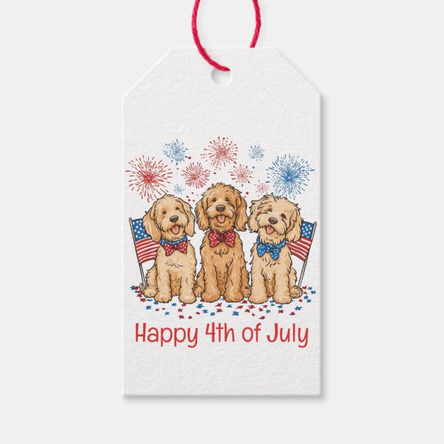 Lycklig 4 juli Goldendoodle Hundar Fireworks Presentetikett (Framsidan)