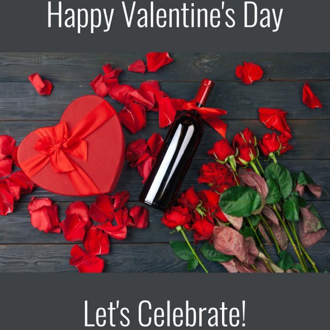 Lycklig Alla hjärtans dag Vinflaska Etikett (A beautifully arranged Valentine's Day scene featuring a heart-shaped gift box!)