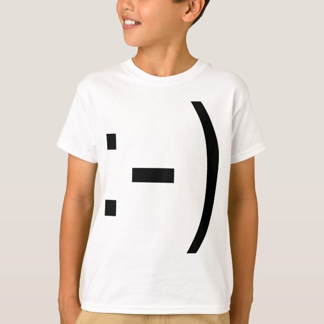Lycklig ansikteemoticon! tee shirt (Framsida)