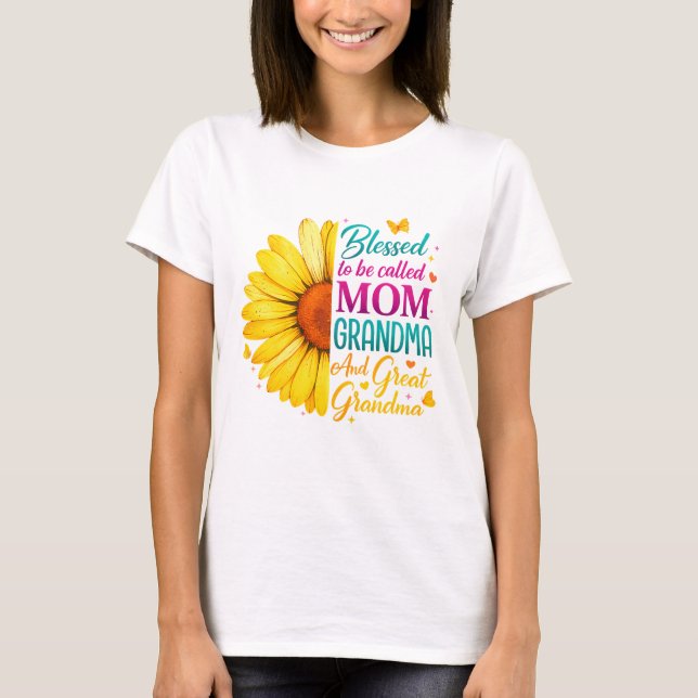 Lycklig att kallas mamma mormor farmor t shirt (Framsida)