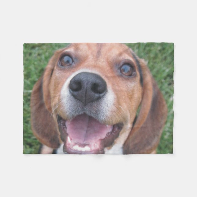 Lycklig Beagle som ler ullfilten Fleecefilt (Framsidan (Horisontell))