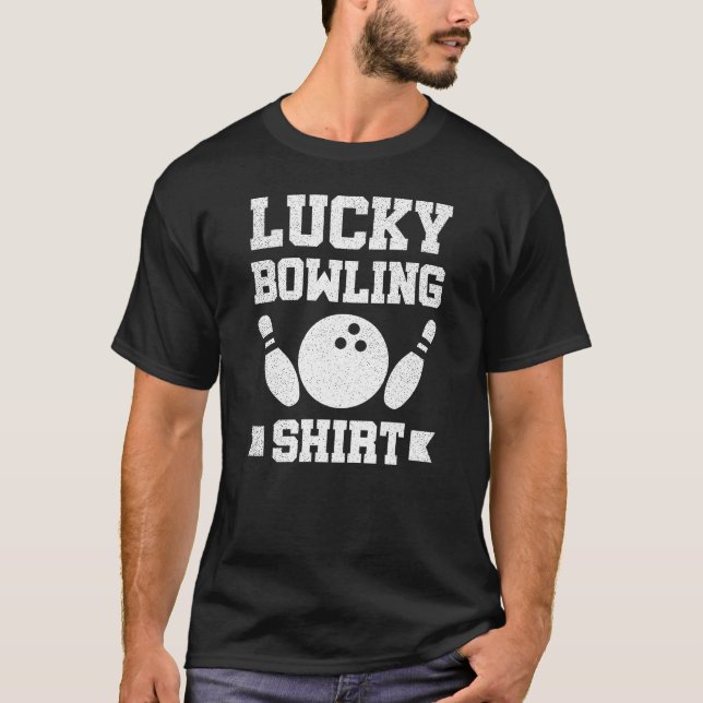 Lycklig bowlingskjortagåva t shirt (Framsida)