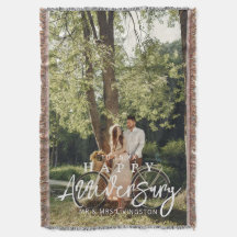 Lycklig Bröllop-årsdagen, Anpassningsbarna