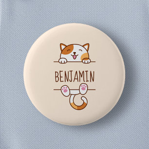 Lycklig Calico Cat Peeking bakom eget namn Knapp