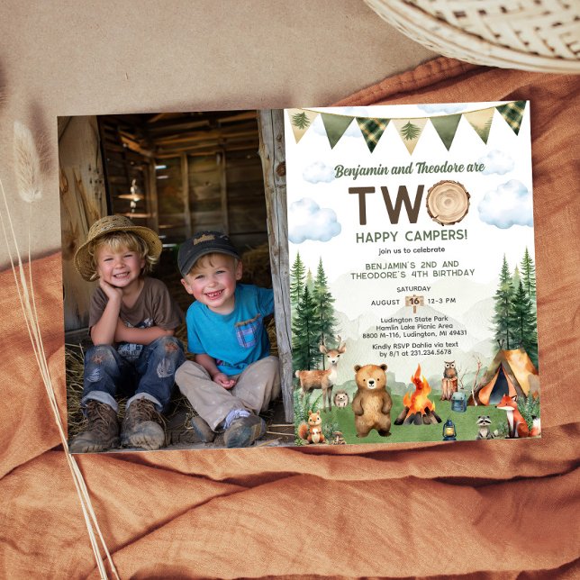 Lycklig Camper Dual Joint Dubbla Birthday Photo Inbjudningar (Happy Camper Dual Joint Double Birthday Photo Invitation)