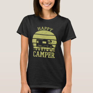 Lycklig Camper Funny Outdoorsy Camper Graphic, fun T Shirt