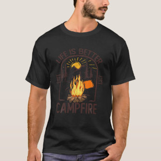Lycklig Camper-livet är bättre av Campfire Campin T Shirt