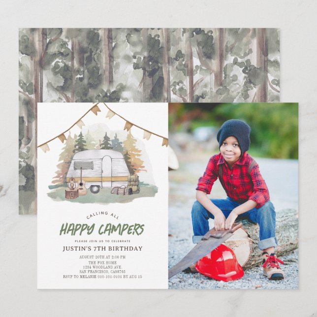 Lycklig Camper Mountain Forest Boy Birthday Photo Inbjudningar (Fram/baksida)