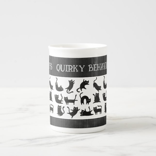 Lycklig Cat, Kattens vidriga beteende, Specialty M Benporslin Mugg (Framsidan)
