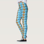 Lycklig Challah Days Blue Chanukah Hanukkah Helgda Leggings<br><div class="desc">I baljor visas en originalbild av en kopahbröd, med LYCKLIG CHALLAH DAYS i ett typsnitt av roligten. Perfekt för en ful helgdag sweater party! Denna design finns också tillgänglig för andra produkter. Det finns också många ytterligare livsmedelsutskrifter från denna butik. Ser du inte vad du är tittar för? Behöver du...</div>