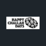 Lycklig Challah Days Hanukkah Chanukah Helgdag Bre Stämpel<br><div class="desc">Har en originalmarkörillustration av en limpa med braided utmanah-bröd, med LYCKLIG CHALLAH DAYS i ett roligt-typsnitt. Underbar för Hanukkah-uppsamlande och utskick! Denna livsmedelskonstruktion finns också tillgänglig för andra produkter. Det finns också många andra fodotematiska illustrationer. Ser du inte vad du är tittar för? Behöver du hjälp med anpassning? Kontakta Rebecca...</div>
