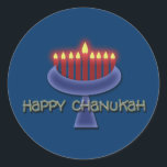 Lycklig Chanukah-klistermärken Runt Klistermärke<br><div class="desc">Minneshögtidlighålla Chanukah med denna slående menorahgrafisk design som ställs in mot en mörk blått bakgrund för att betona de tända ljusen. Den här produkten är anpassade som gör att du kan lägga till text, bilder och/eller logotyp till den. Du kan också ändra storlek, flytta om eller till och med byta...</div>