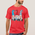 Lycklig Chrismukah jul och Hanukkah Gnomes T- T Shirt<br><div class="desc">Lycklig Chrismukah jul och Hanukkah Gnomes T-Shirt.</div>