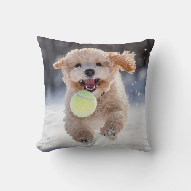 🐕 Lycklig Cream Pudel Puppy Tennis Pillow Kudde (Framsida)