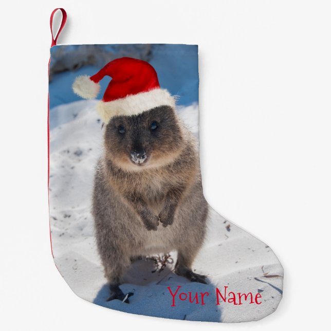 Lycklig & Cute Quokka på Beach-julen Liten Julstrumpa (Framsidan)