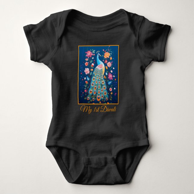 Lycklig Diwali Peacock & Flowers T Shirt (Framsida)
