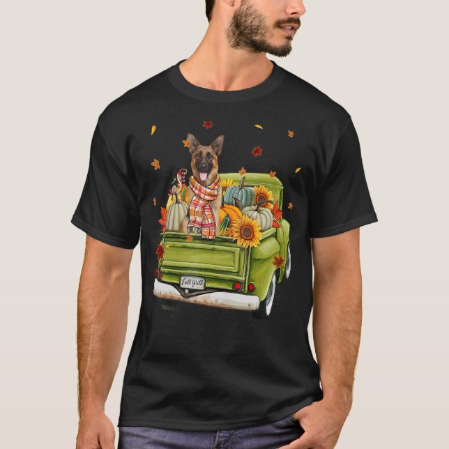 Lycklig Fall Y all German Shepherd Hund on Lastbil T Shirt (Framsida)