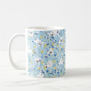 Lycklig-färgad hund i den blå blommigten hund mamm kaffemugg