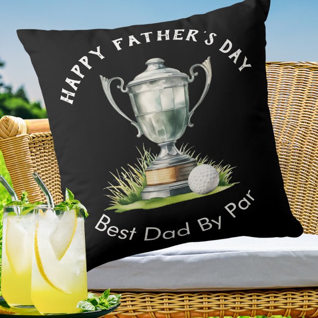Lycklig Fars dag, bästa Pappa per gulftrofi Kudde (A pillow with 'Happy Father's Day' and 'Best Dad By Par' words and picture of a golf ball and trophy)