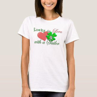Lycklig förälskad sjöman t shirt