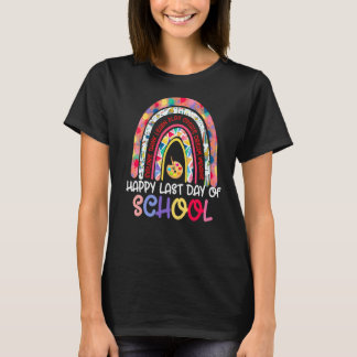 Lycklig förra dagen för skolläraren Student Rainbo T Shirt