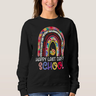 Lycklig förra dagen för skolläraren Student Rainbo T Shirt