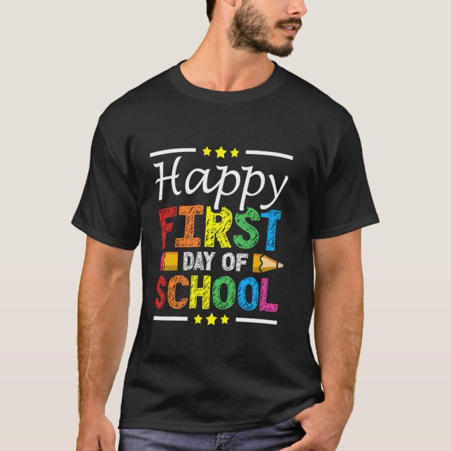 Lycklig första dag i Klass-barnbarnspupeln T Shirt (Framsida)