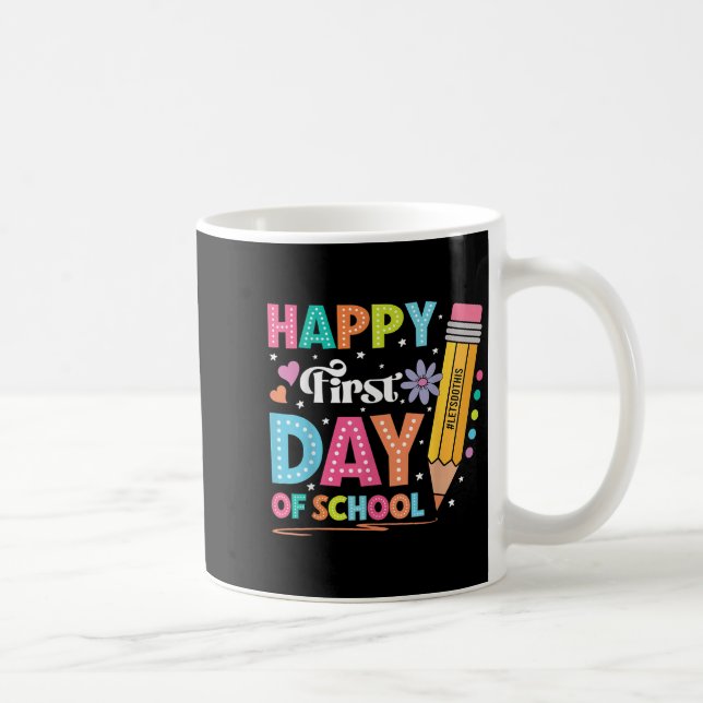 Lycklig första dagen för skolblyertslärarexamen i  kaffemugg (Höger)
