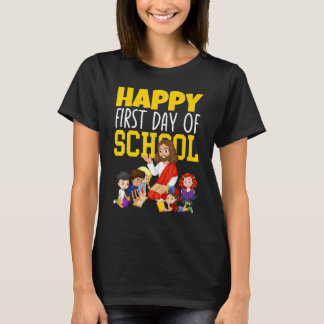 Lycklig första dagen i den katolska skolan Ho T Shirt