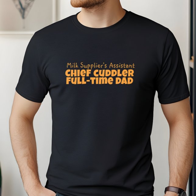 Lycklig första Far-dagen, den svarta orangen brev  T Shirt (Skapare uppladdad)