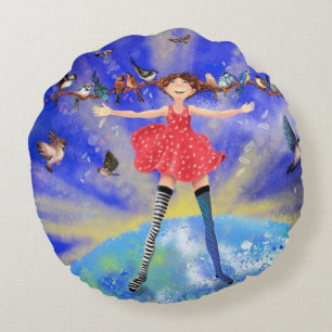 Lycklig Girl with Birds - Joy - Roligt Rund Kudde
