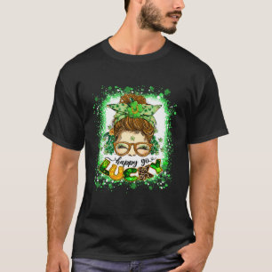 Lycklig go Lucky Messy Bun Girl Irish St Patricks T Shirt