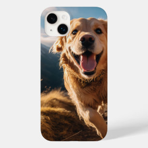 Lycklig Golden Retriever Running