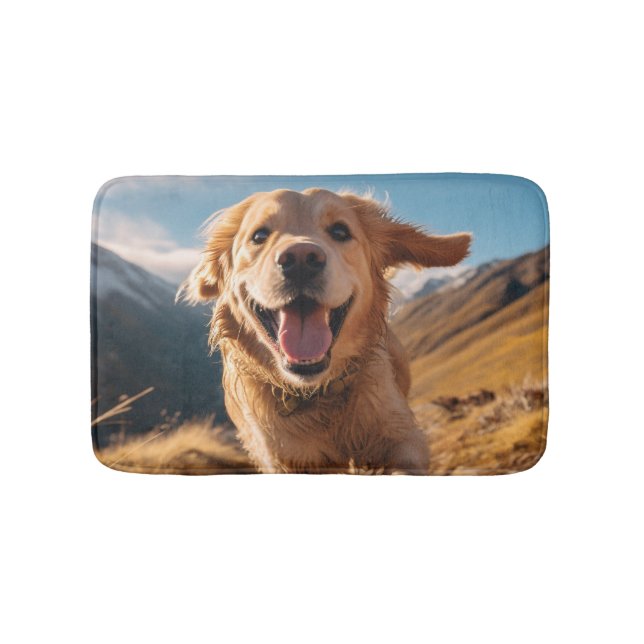 Lycklig Golden Retriever Running Badrumsmatta (Framsidan)