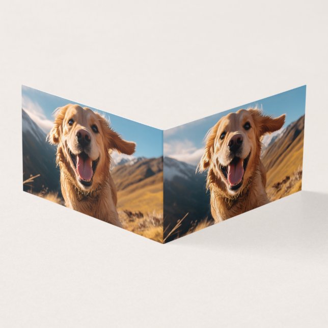 Lycklig Golden Retriever Running Kort (Utsida)