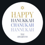Lycklig Hanukkah Chanukah Helgdag Round Sticker Runt Klistermärke<br><div class="desc">Faux-simulerad utformning av guld-folie ingår i denna konstruktion. Anpassa anpassningsbarna ovan. Du hittar ytterligare samordningsposter i vår "Lycklig Hanukkah Chanukah"-samling.</div>