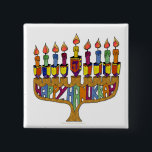 Lycklig Hanukkah Dreidels Menorah Knapp<br><div class="desc">Du visar Lee Hiller Design Collection. Apparatur,  gåvor och samlarföremål Lee Hiller Photography eller Digital Art Collection. Du kan visa hennes naturfotografi på http://HikeOurPlanet.com/ och följa hennes vandrande blogg i Hett Vår nationalpark.</div>